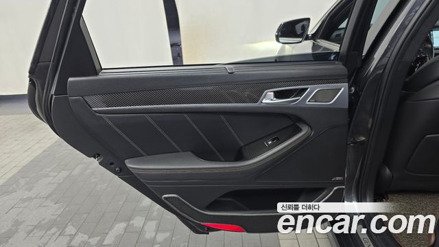 Genesis G80 2017 — photo 15