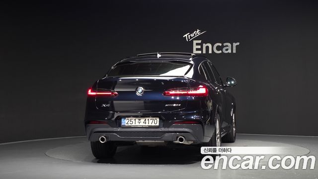 BMW X4 2021 — photo 4