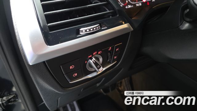 BMW X4 2021 — photo 26