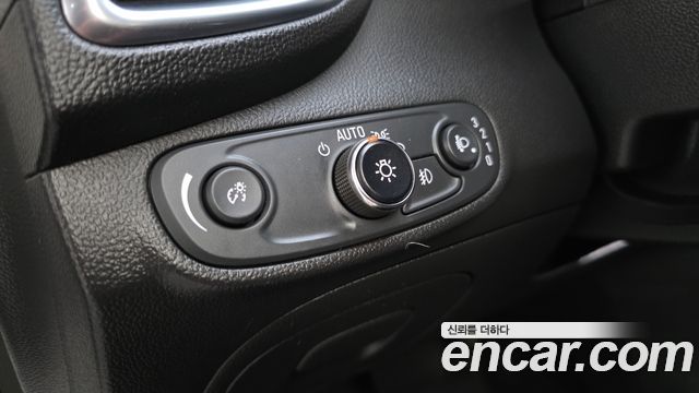 Chevrolet Korea Trax 2018 — photo 24