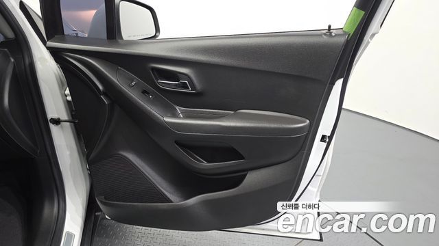 Chevrolet Korea Trax 2018 — photo 14