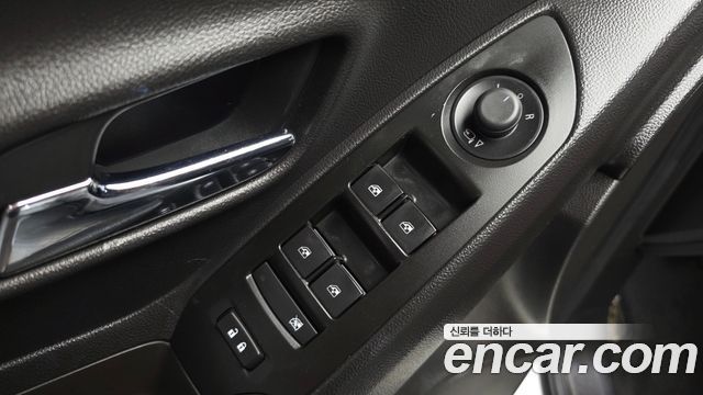Chevrolet Korea Trax 2018 — photo 28