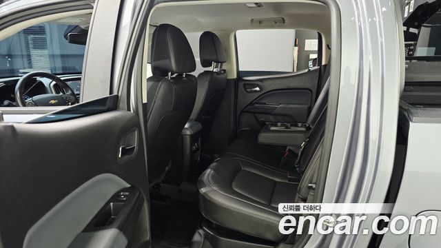 Chevrolet Korea Colorado 2021 — photo 11