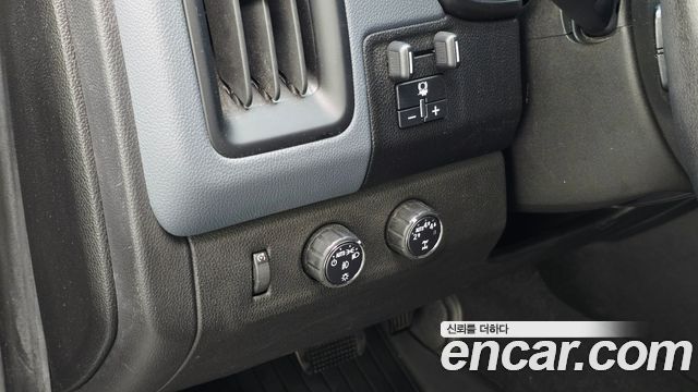 Chevrolet Korea Colorado 2021 — photo 19