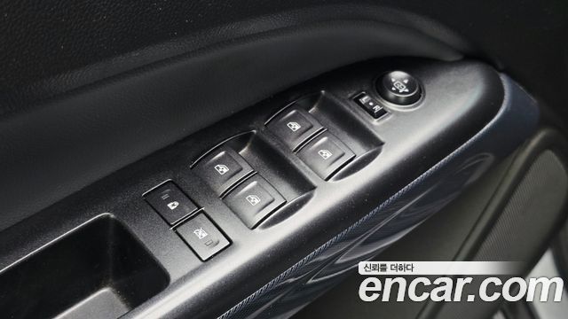 Chevrolet Korea Colorado 2021 — photo 20