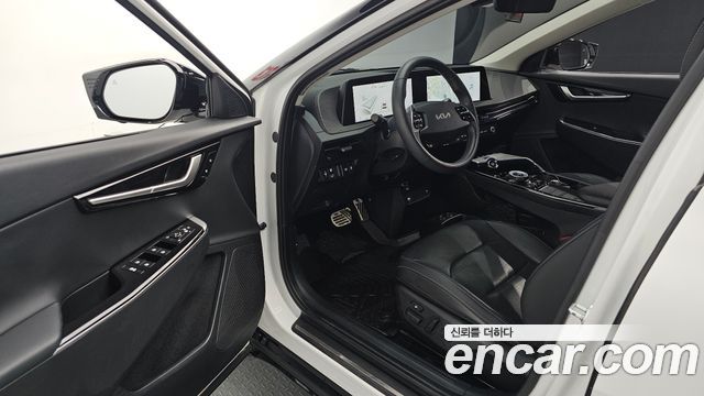 Kia EV6 2024 — photo 17