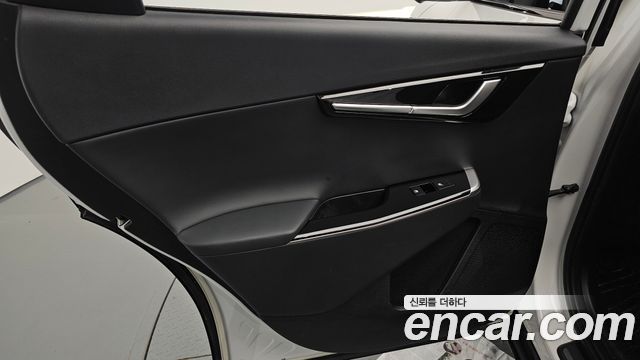Kia EV6 2024 — photo 15