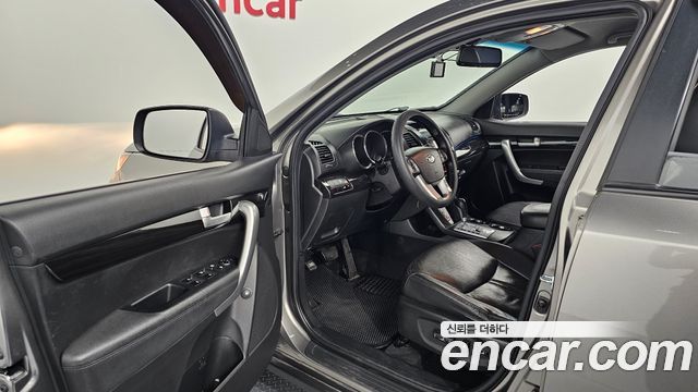 Kia Sorento 2010 — photo 13