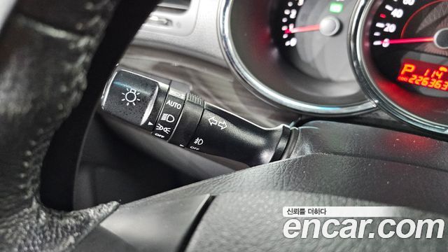 Kia Sorento 2010 — photo 28