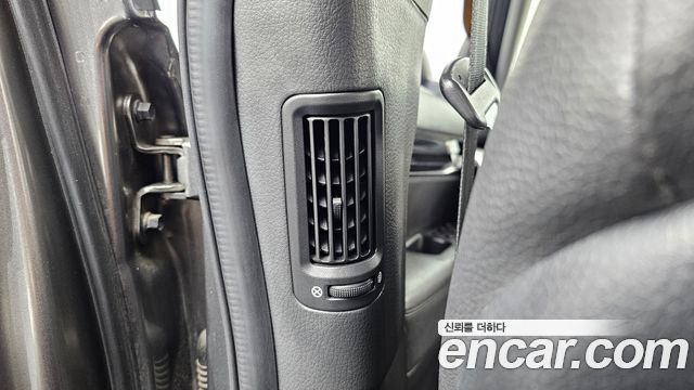 Kia Sorento 2010 — photo 31
