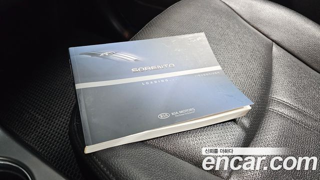 Kia Sorento 2010 — photo 32