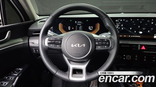 Kia K5 2024 — photo 13