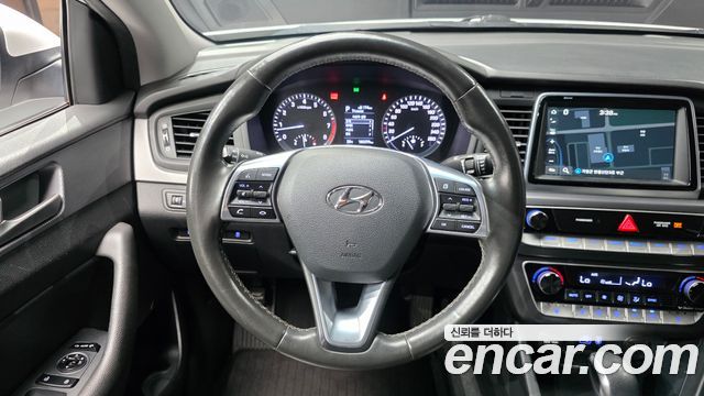 Hyundai Sonata 2018 — photo 13