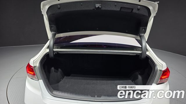 Hyundai Sonata 2018 — photo 20