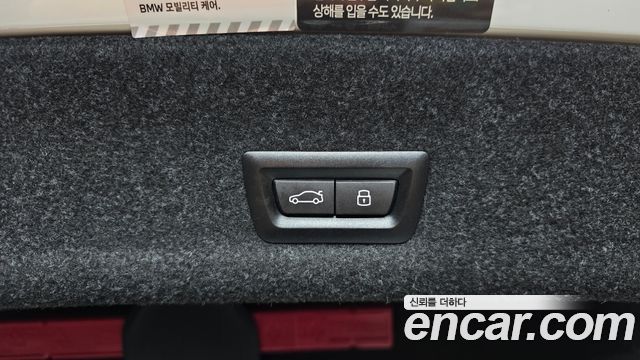 BMW 3-Series 2024 — photo 25