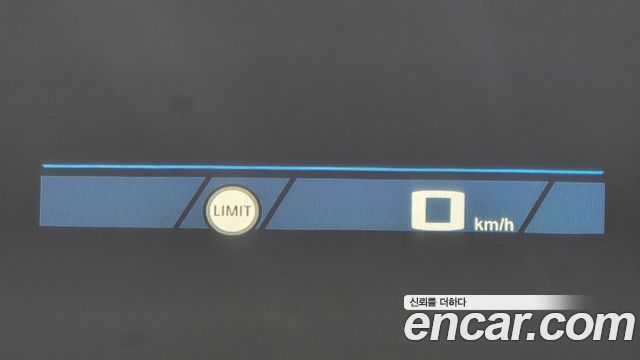 BMW 3-Series 2024 — photo 34