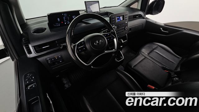 Hyundai Staria 2022 — photo 10