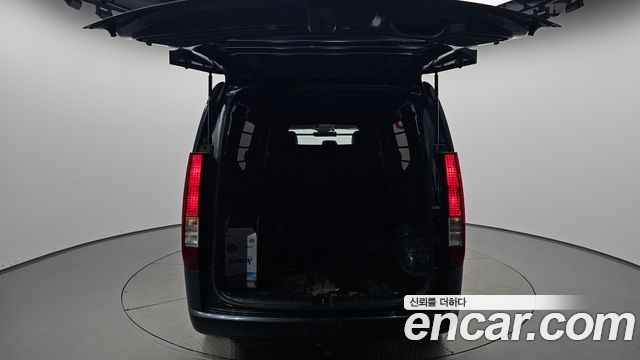 Hyundai Staria 2022 — photo 26