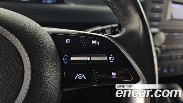 Hyundai Staria 2022 — photo 30