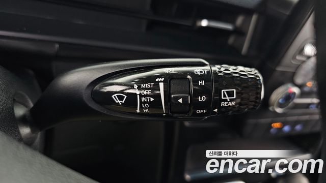 Hyundai Staria 2022 — photo 31