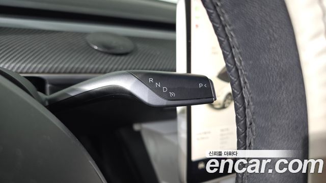 Tesla Model Y 2021 — photo 9