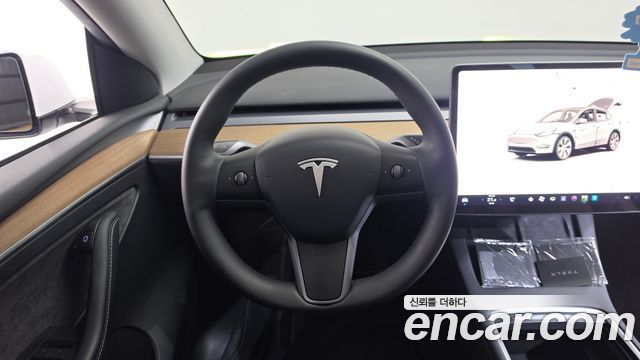 Tesla Model Y 2023 — photo 20