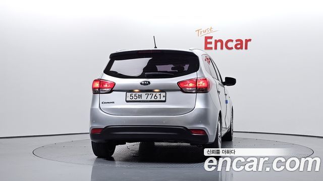 Kia Carens 2015 — photo 4