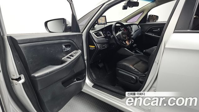 Kia Carens 2015 — photo 10