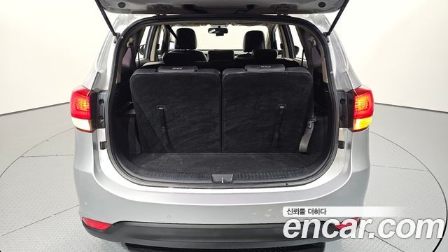 Kia Carens 2015 — photo 20