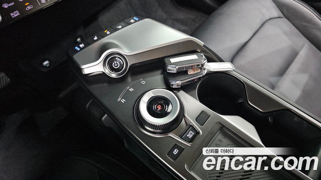 Kia EV6 2022 — photo 12