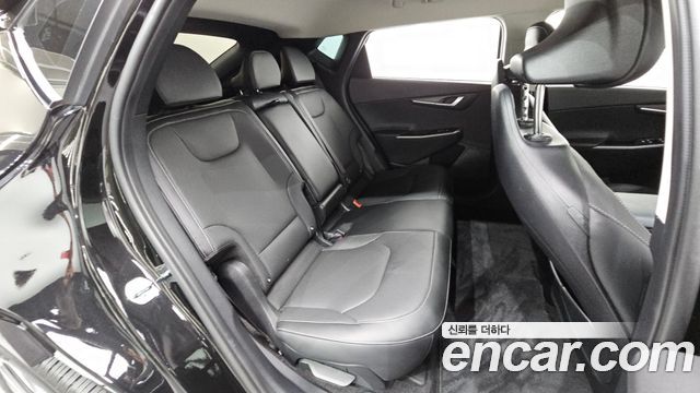 Kia EV6 2022 — photo 18