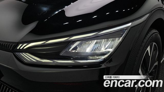 Kia EV6 2022 — photo 8