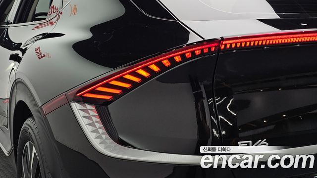 Kia EV6 2022 — photo 9