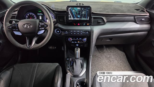 Hyundai Veloster 2021 — photo 10