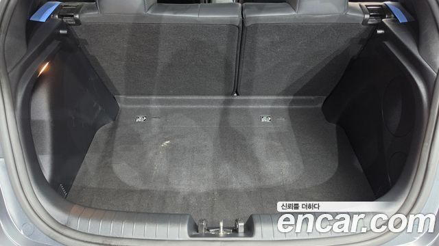 Hyundai Veloster 2021 — photo 25