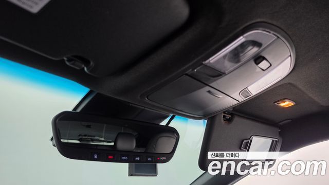 Hyundai Veloster 2021 — photo 29
