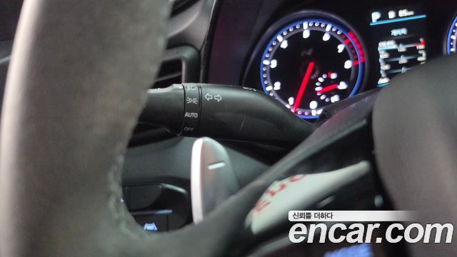 Hyundai Veloster 2021 — photo 35