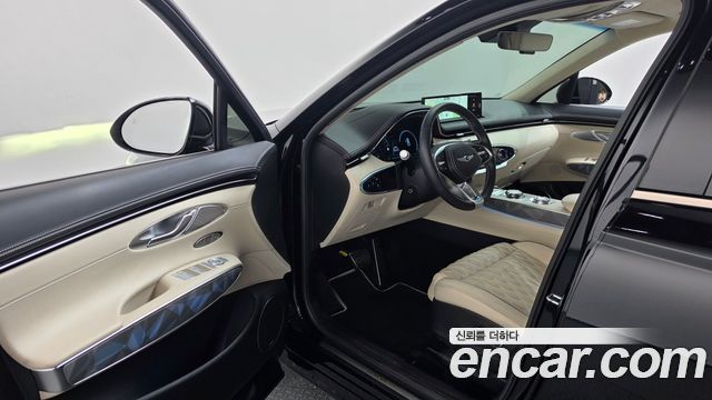 Genesis GV70 2024 — photo 13