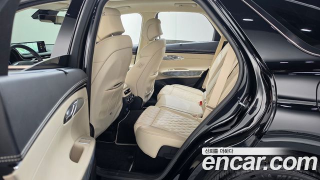 Genesis GV70 2024 — photo 17