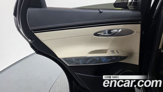Genesis GV70 2024 — photo 15