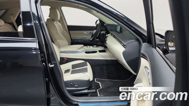 Genesis GV70 2024 — photo 16