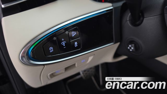 Genesis GV70 2024 — photo 27