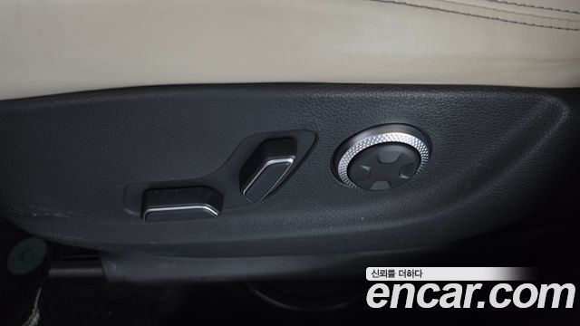 Genesis GV70 2024 — photo 31