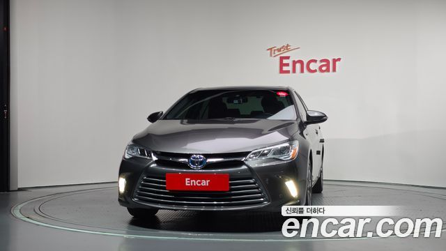 Toyota Camry 2016 — photo 3
