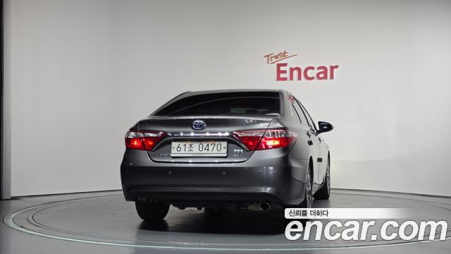 Toyota Camry 2016 — photo 4