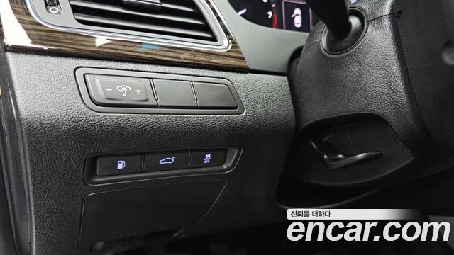 Hyundai Sonata 2016 — photo 20