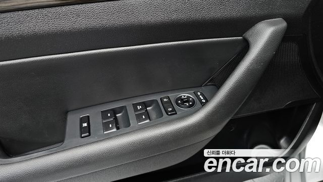 Hyundai Sonata 2016 — photo 21