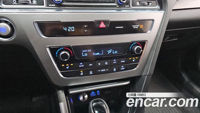 Hyundai Sonata 2016 — photo 24