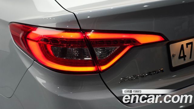 Hyundai Sonata 2016 — photo 9