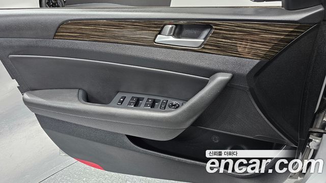 Hyundai Sonata 2016 — photo 14